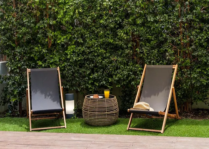 Casa Da Amoreira By An Island