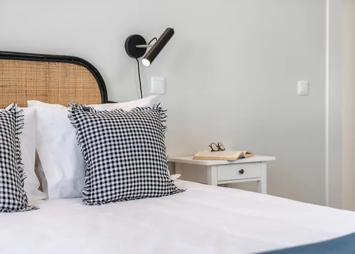 Casa Da Amoreira By An Island בית נופש