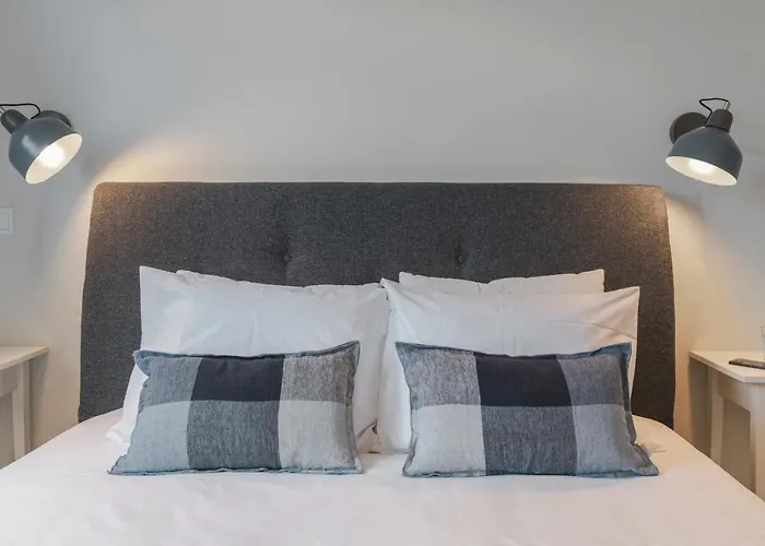 Casa Da Amoreira By An Island *