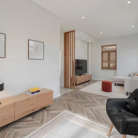 Casa Da Amoreira By An Island