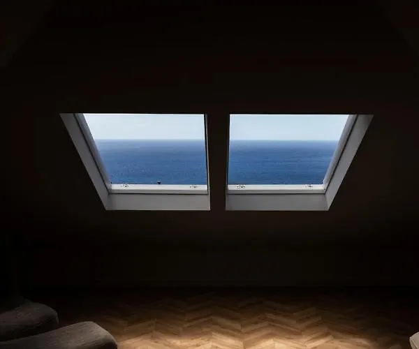 Casa Da Amoreira By An Island *