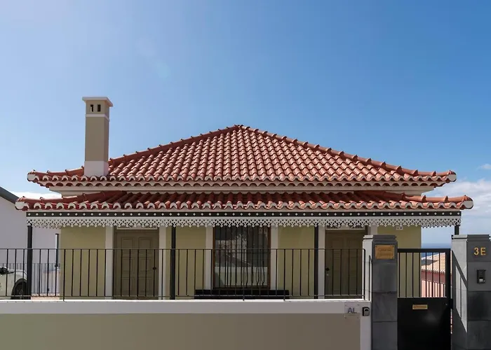 Casa Da Amoreira By An Island 度假居 *