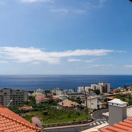 Casa Da Amoreira By An Island Funchal (Madeira)