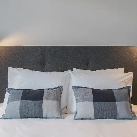 Casa Da Amoreira By An Island *