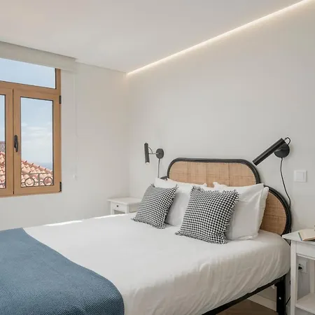 Casa Da Amoreira By An Island Funchal (Madeira)